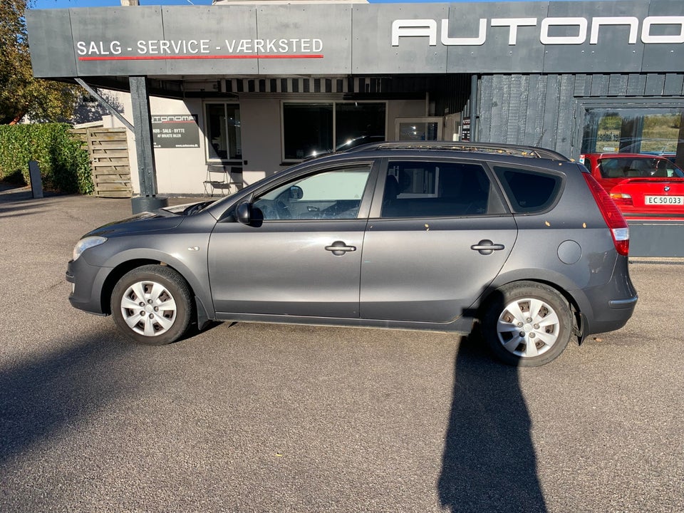 Hyundai i30 1,6 CRDi 90 Comfort CW 5d