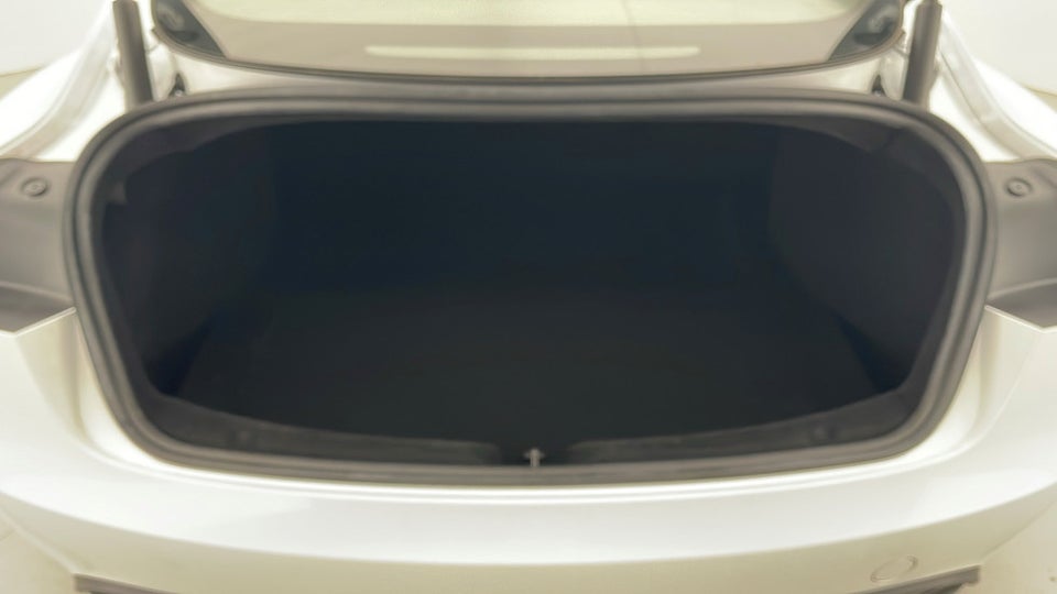 Tesla Model 3 Long Range AWD 4d