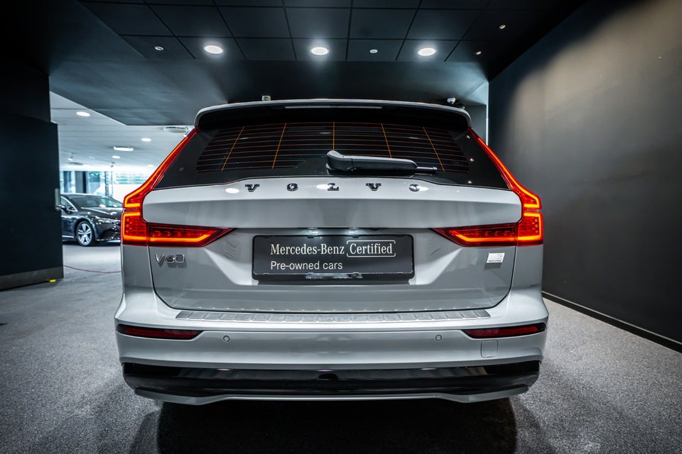 Volvo V60 2,0 T6 ReCharge Plus Dark aut. AWD 5d