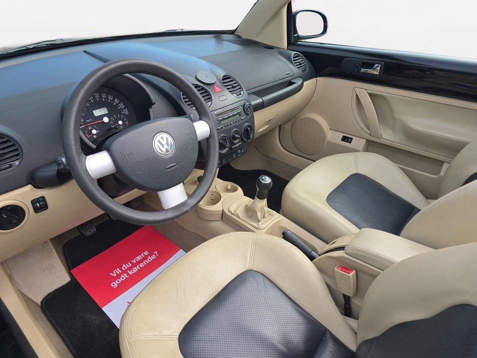 VW New Beetle 1,6 Cabriolet 2d