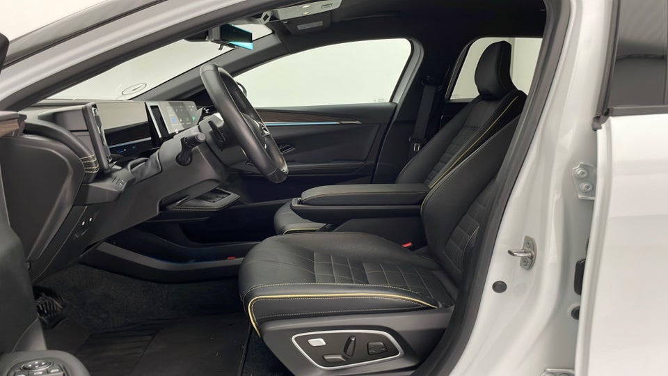 Renault Megane E-Tech 60 Iconic 5d