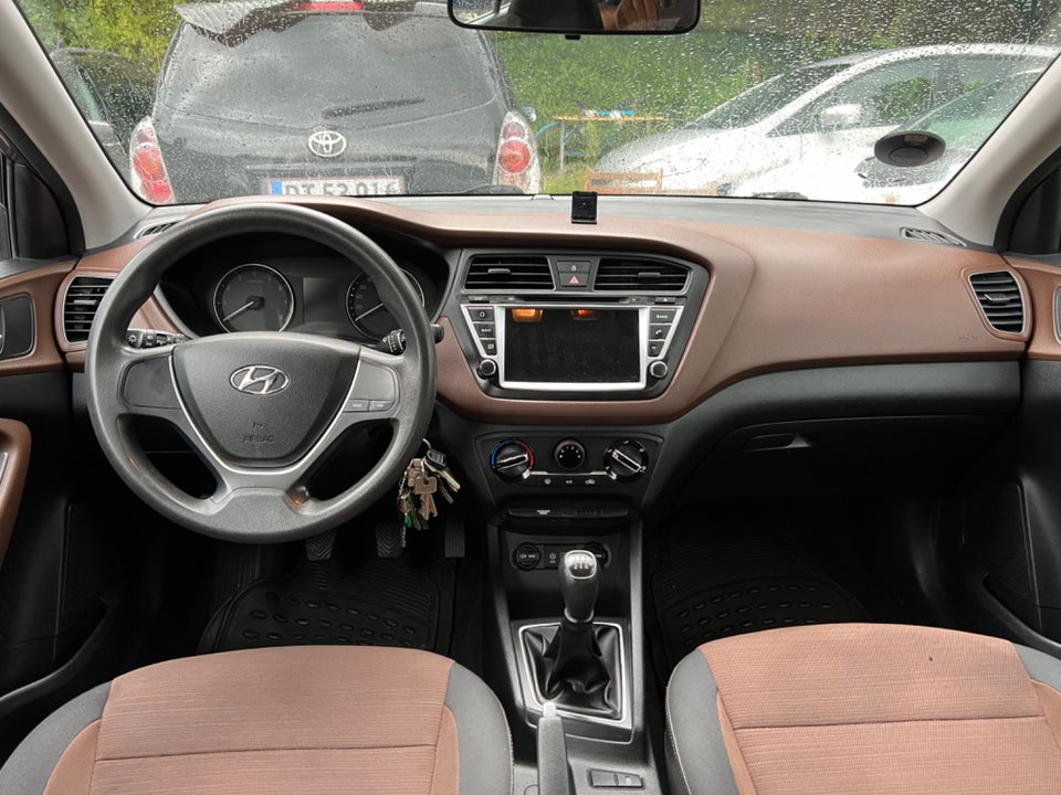 Hyundai i20 1,25 Active+ 5d