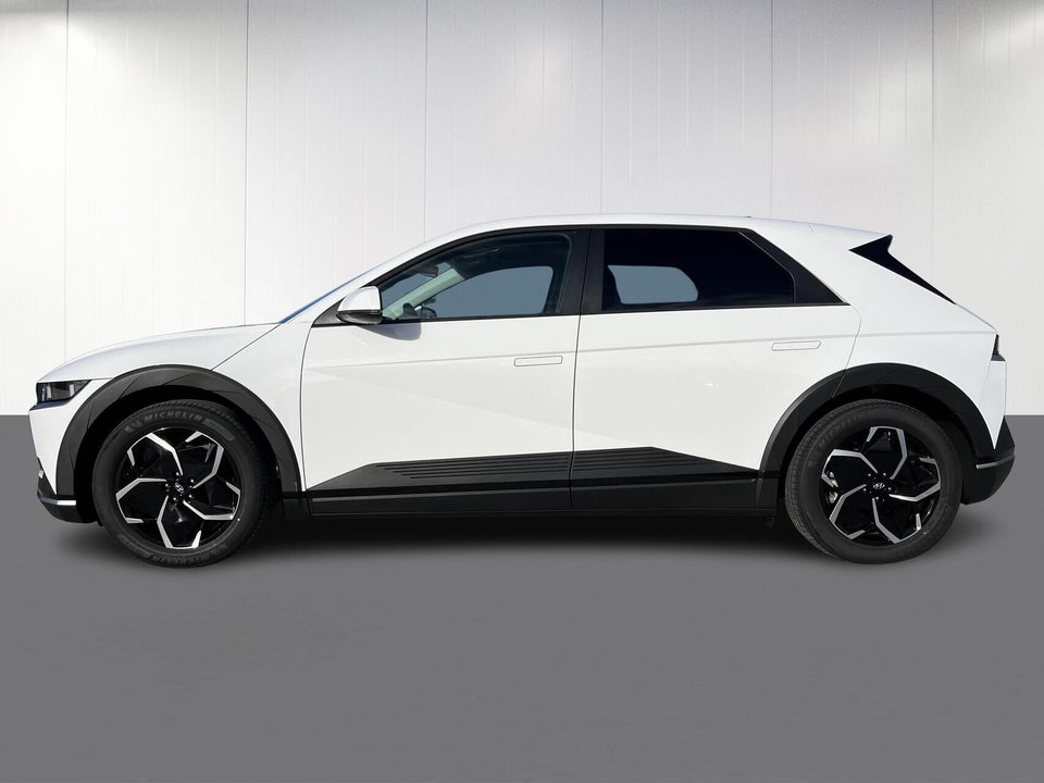 Hyundai Ioniq 5 77 Essential 5d