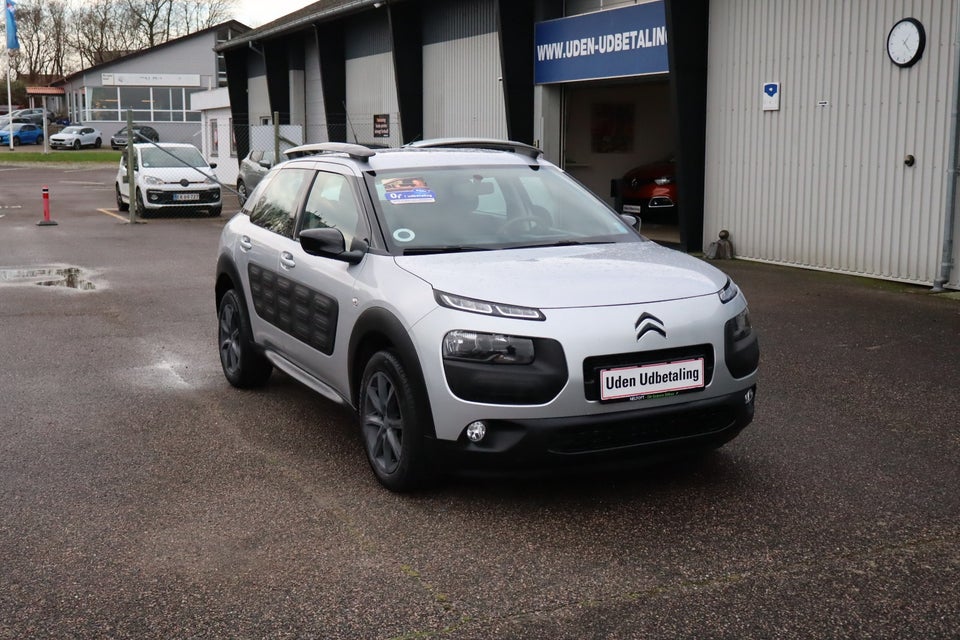 Citroën C4 Cactus 1,2 PureTech 110 Shine 5d