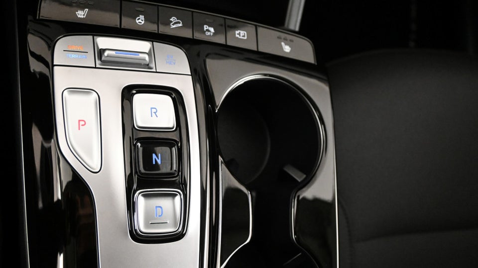 Hyundai Tucson 1,6 PHEV Essential aut. 4WD 5d