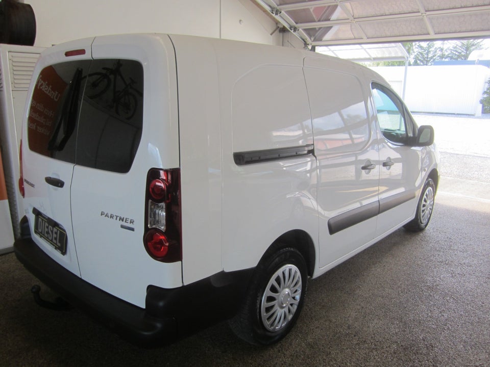 Peugeot Partner 1,6 BlueHDi 100 L2 Flex Van 5d