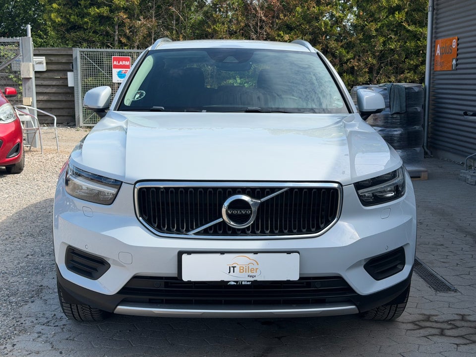 Volvo XC40 2,0 T4 190 Momentum aut. 5d