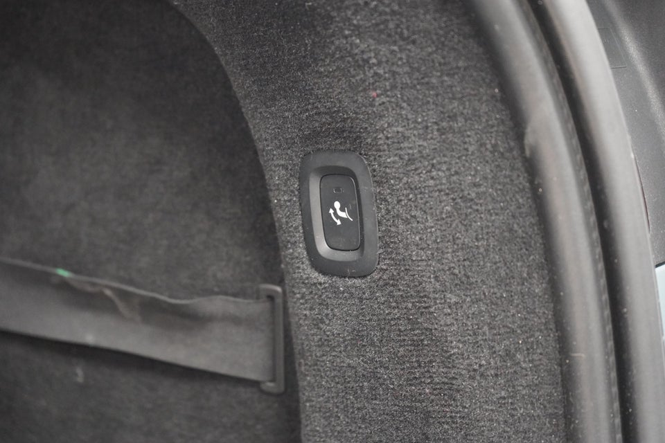 Volvo V90 2,0 T6 ReCharge R-Design aut. AWD 5d