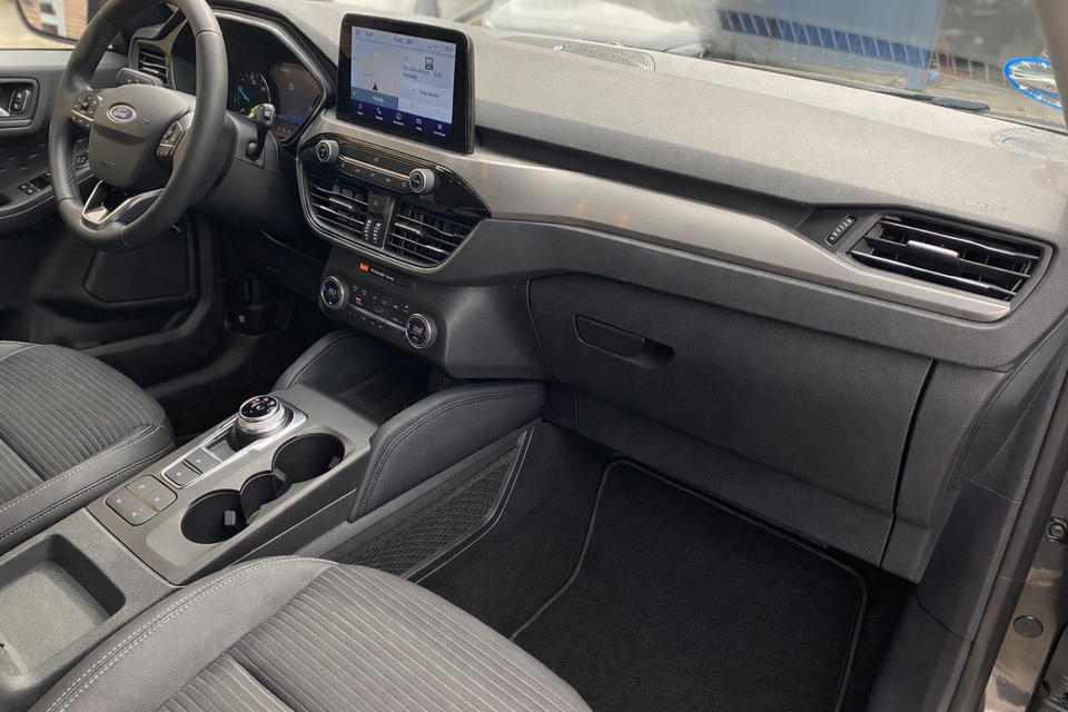 Ford Kuga 2,5 PHEV Titanium X CVT 5d