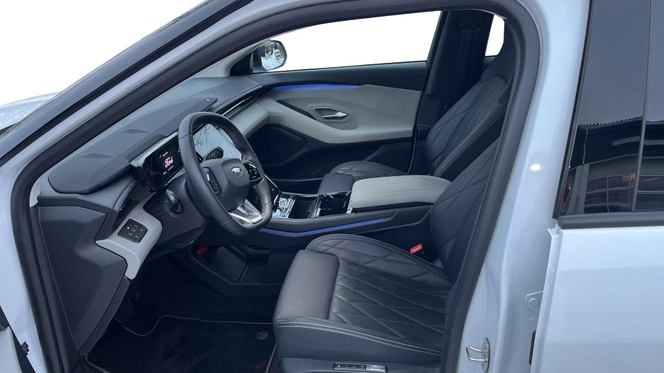 Ford Explorer 77 Premium Extended Range 5d