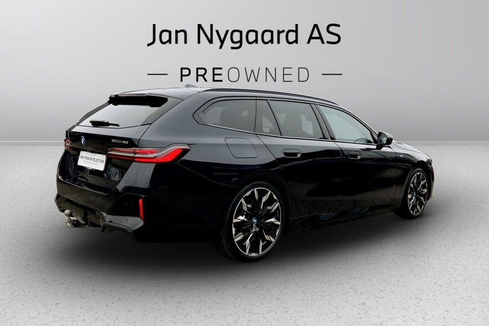 BMW i5 eDrive40 Touring Supercharged 5d