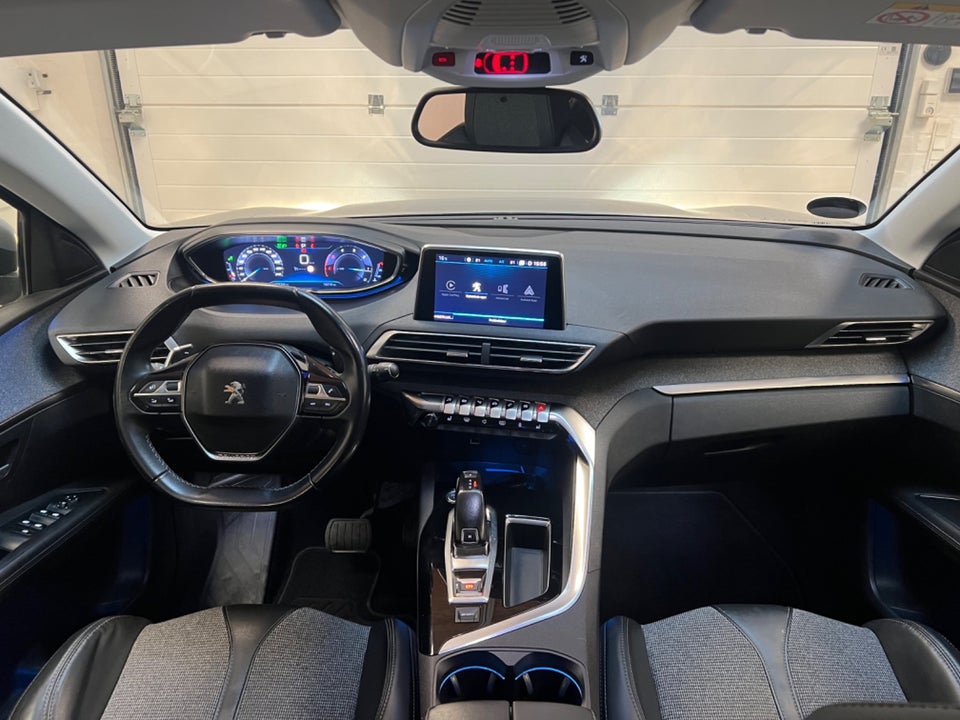 Peugeot 3008 1,6 BlueHDi 120 Allure EAT6 5d