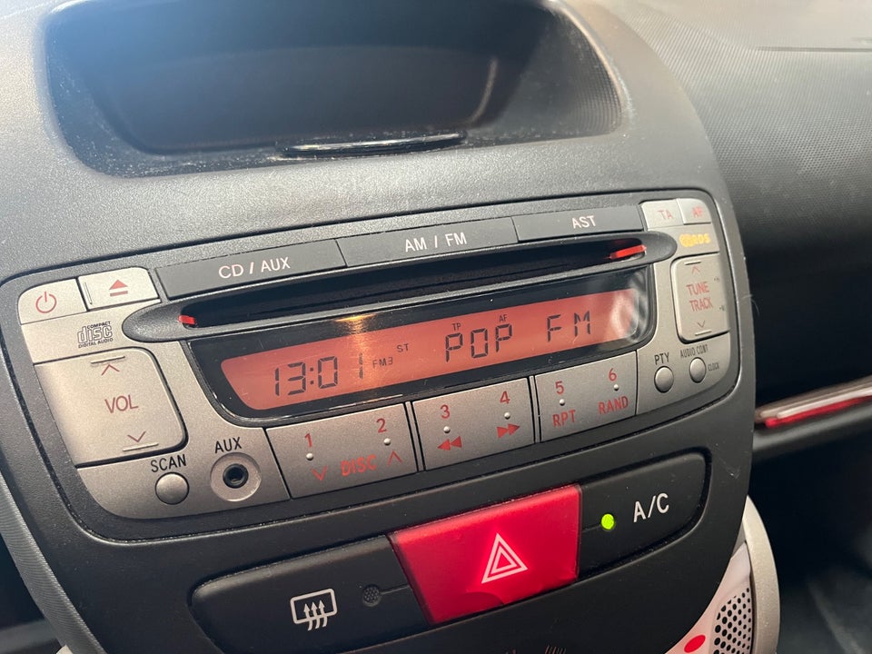 Citroën C1 1,0i Attraction 5d
