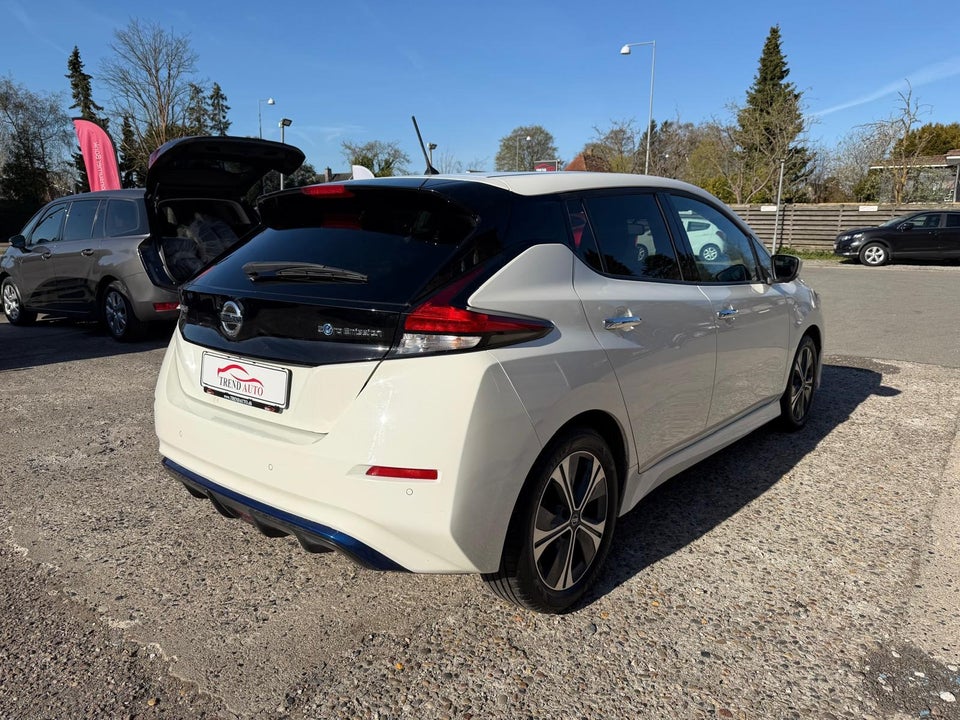 Nissan Leaf 40 N-Connecta 5d
