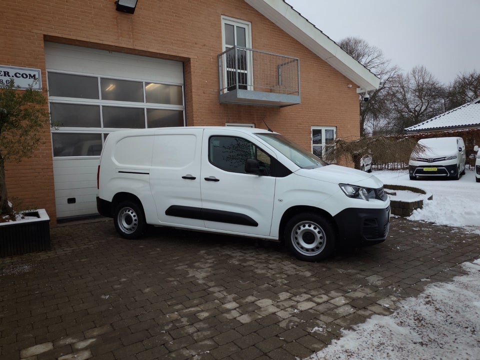 Peugeot Partner 1,5 BlueHDi 130 L2V2 Plus Van