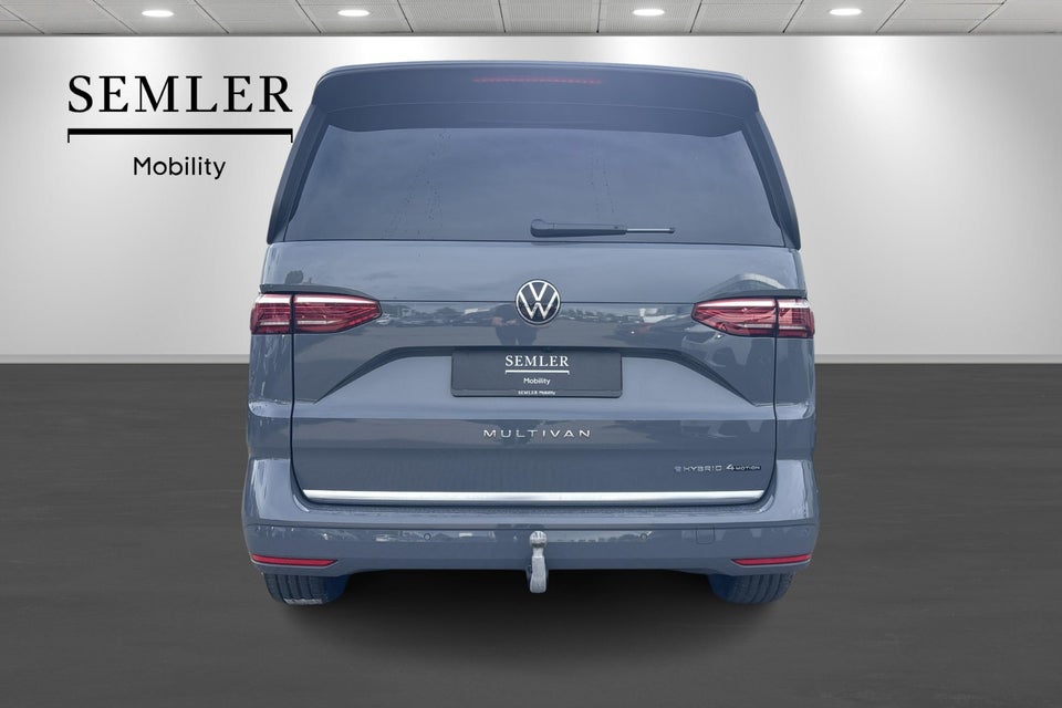 VW Multivan 1,5 eHybrid Style DSG 4Motion kort