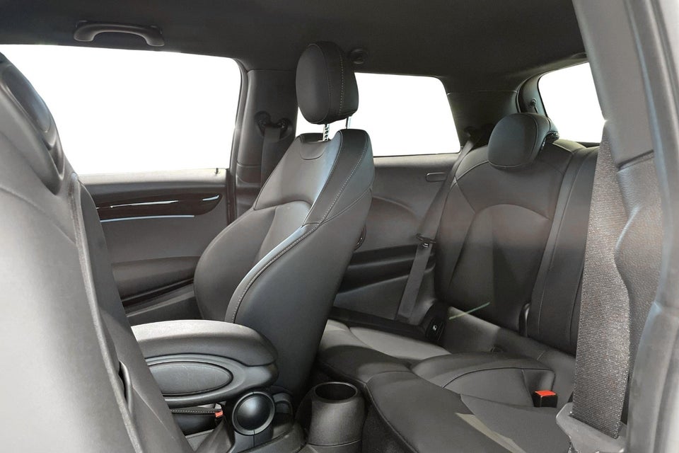 MINI Cooper SE Classic Trim 3d