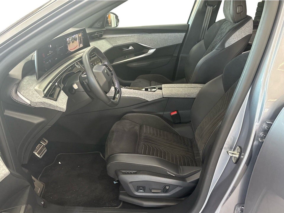 Peugeot e-5008 77 GT Pack 7prs 5d
