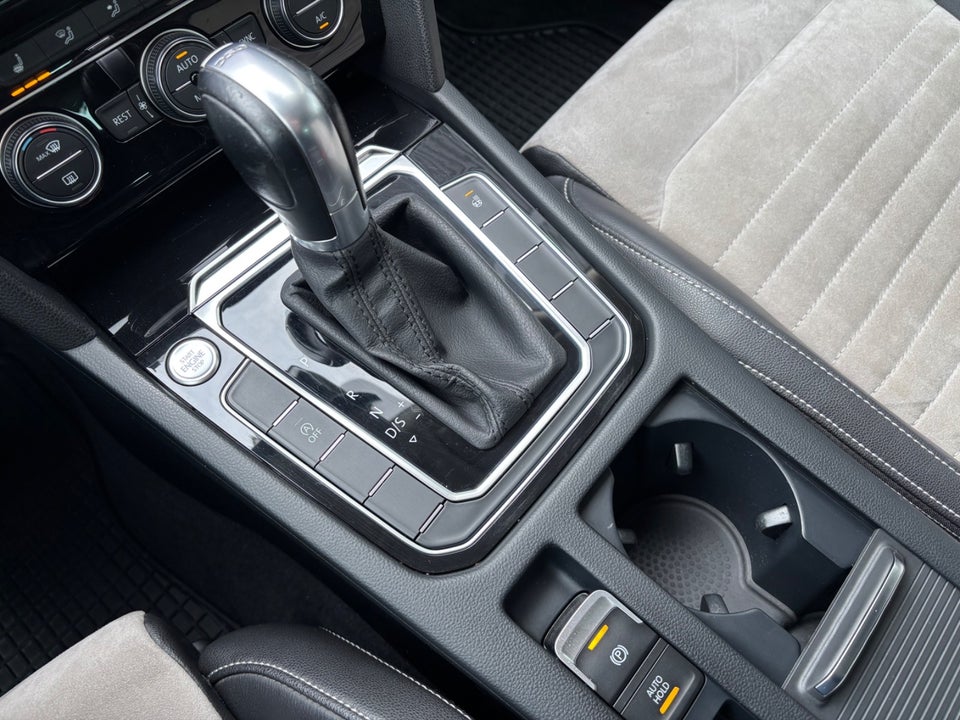 VW Passat 1,4 TSi 150 R-line Variant DSG BMT 5d