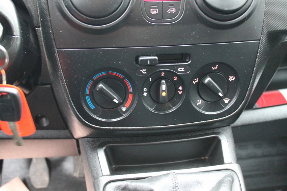 Fiat Fiorino 1,3 MJT 95 Cargo