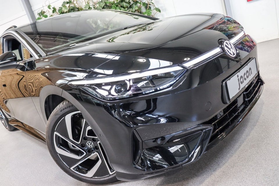 VW ID.7 77 Style+ Tourer 5d