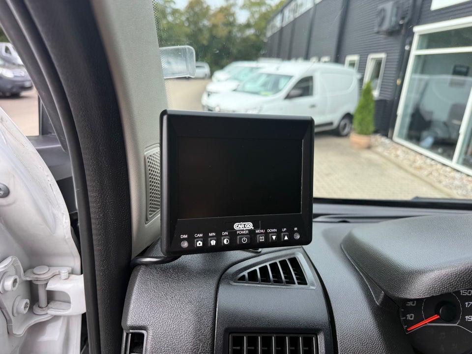 Peugeot Boxer 335 2,2 BlueHDi 140 L3 Alukasse m/lift