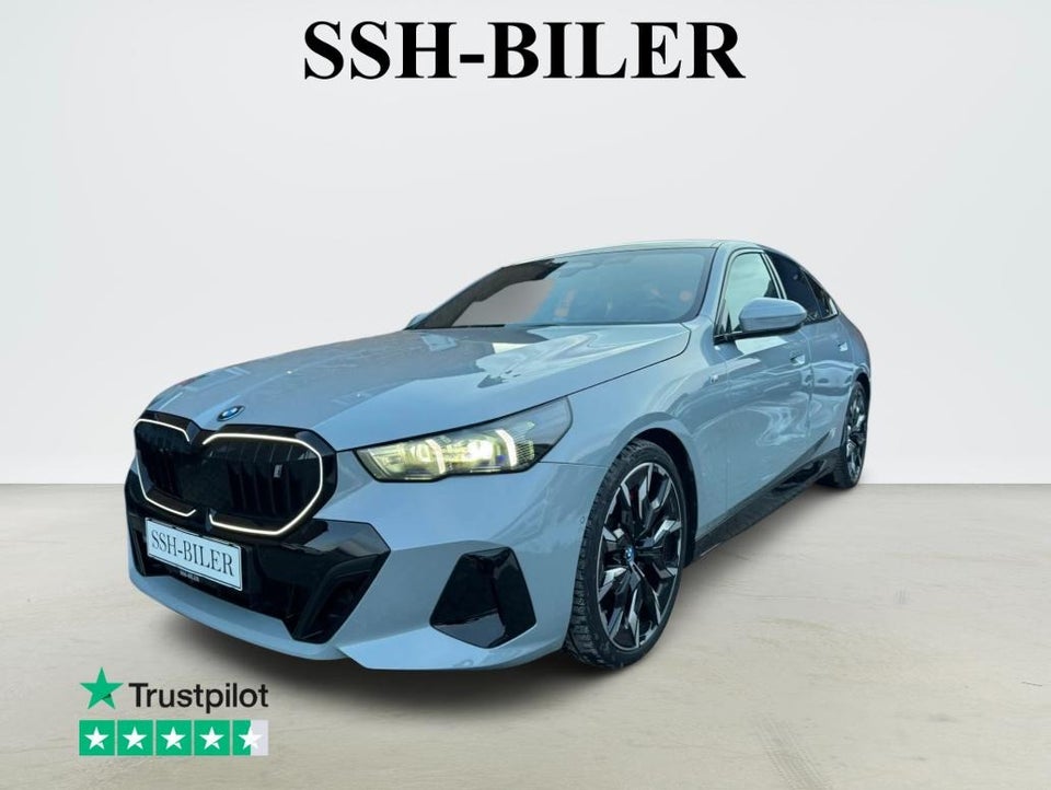 BMW i5 eDrive40 Fully Charged M-Sport Pro 4d