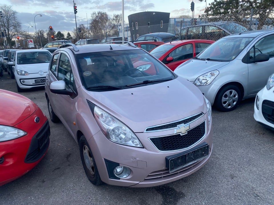 Chevrolet Spark 1,0 LS 5d