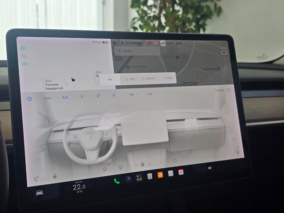 Tesla Model 3 Long Range AWD 4d