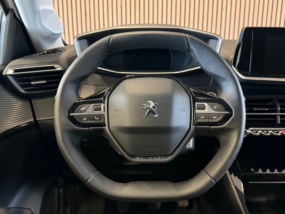 Peugeot 208 1,2 PureTech 100 Allure 5d