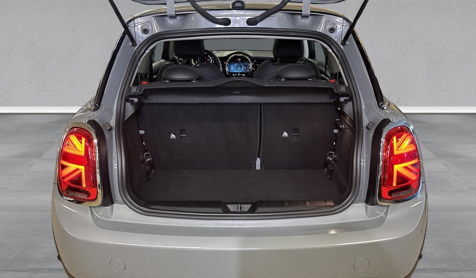 MINI Cooper SE Camden Edition 3d