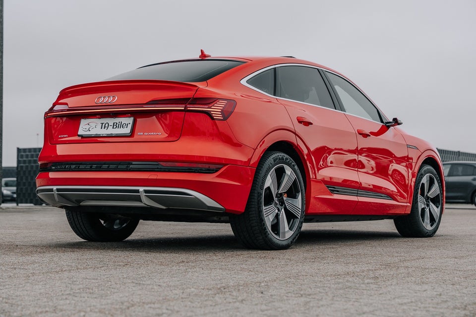Audi e-tron 55 S-line Prestige Sportback quattro 5d