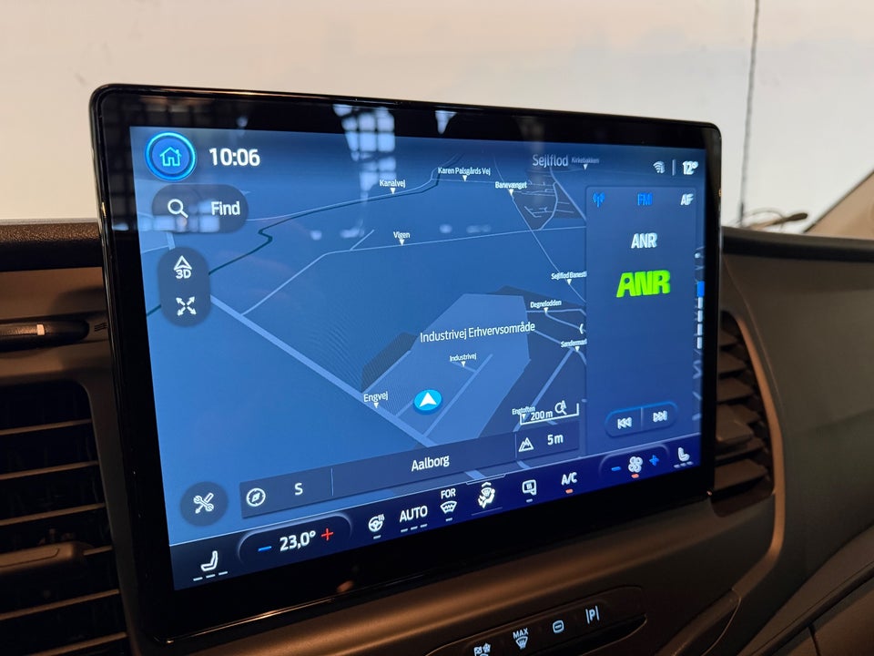 Ford E-Transit 350 L3 Chassis 68 Trend H1 RWD