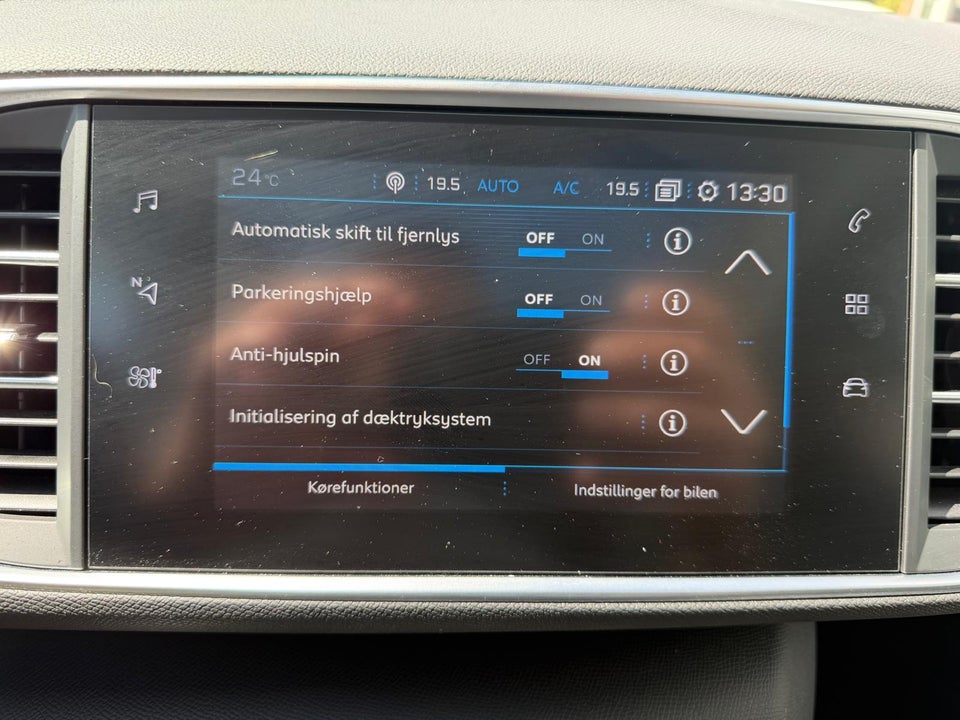 Peugeot 308 1,2 PureTech 130 Selection Sky 5d