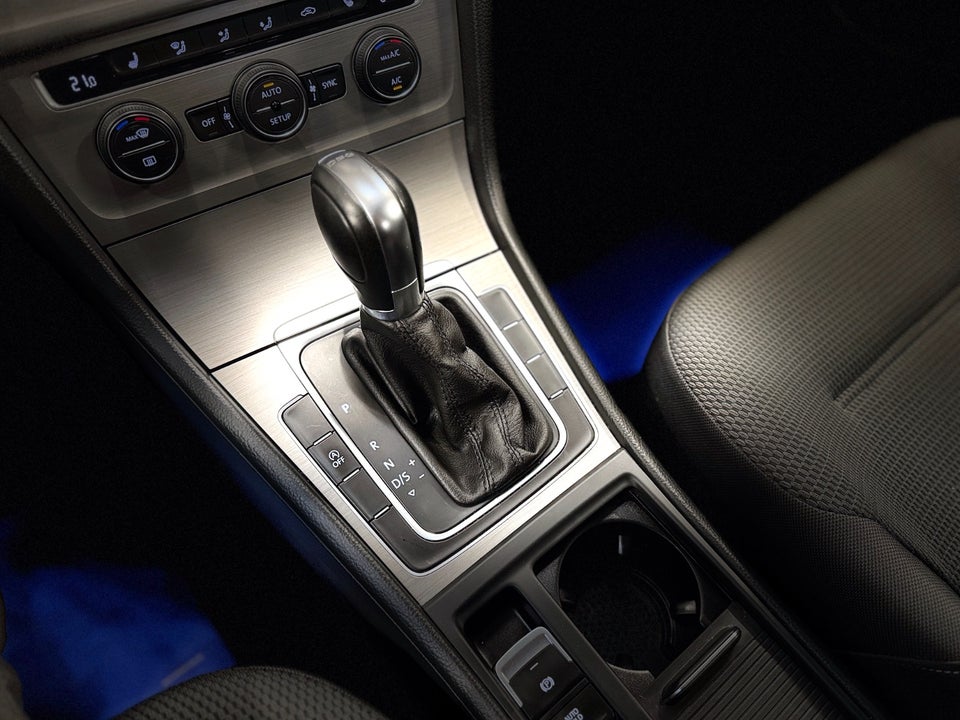 VW Golf VII 1,4 TSi 122 Life DSG BMT 5d