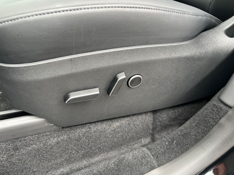 Tesla Model Y RWD 5d