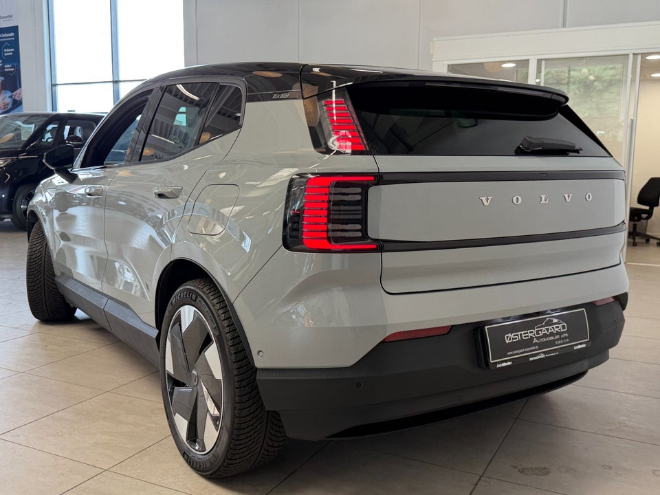 Volvo EX30 Extended Range Ultra 5d
