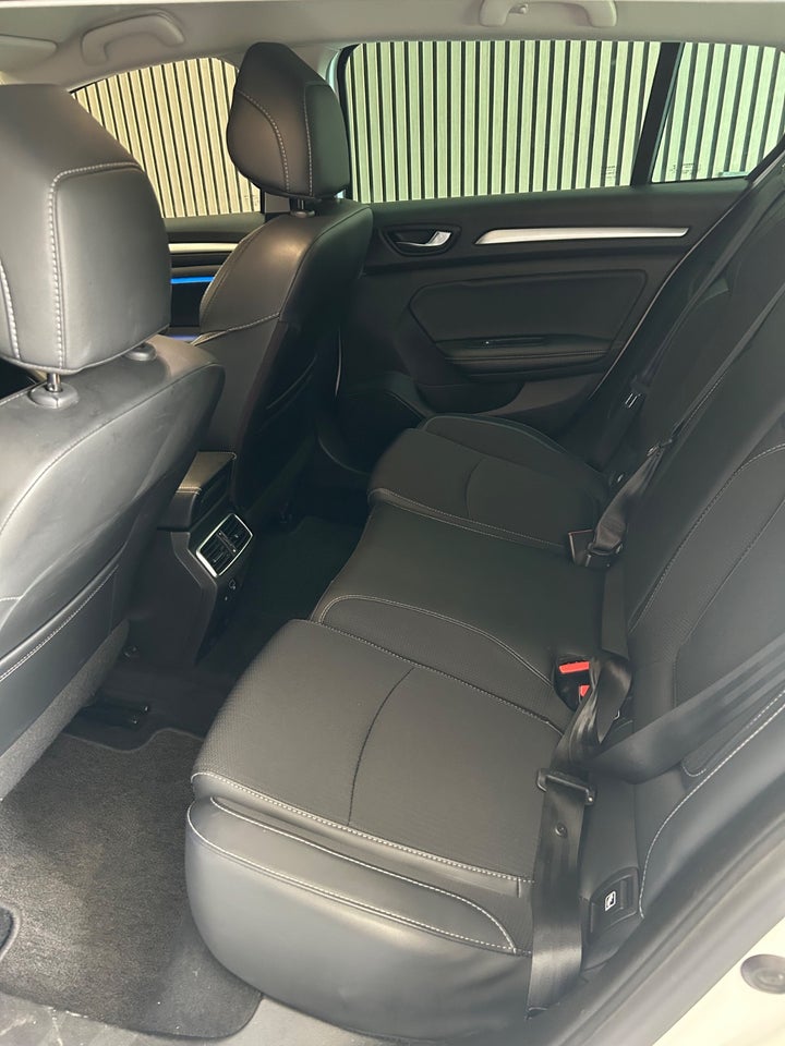 Renault Megane IV 1,6 E-Tech Intens Sport Tourer 5d