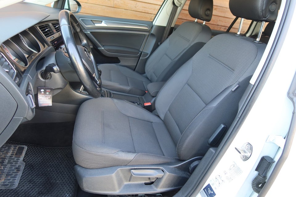 VW Golf VII 1,4 TSi 125 Comfortline Variant 5d