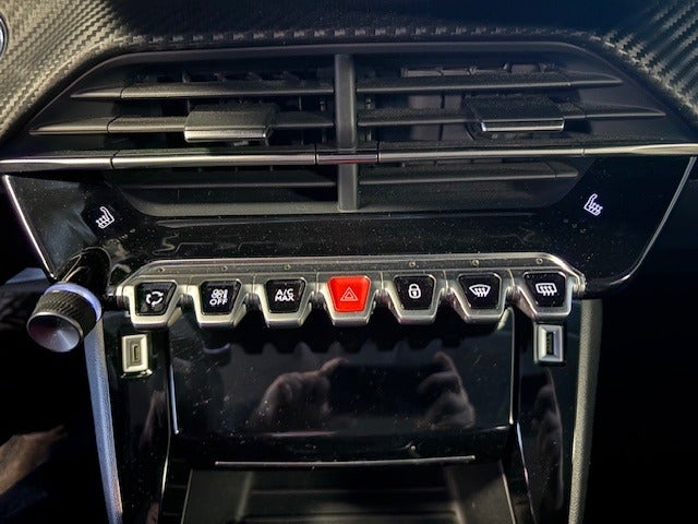 Peugeot 208 1,2 PureTech 100 Allure 5d