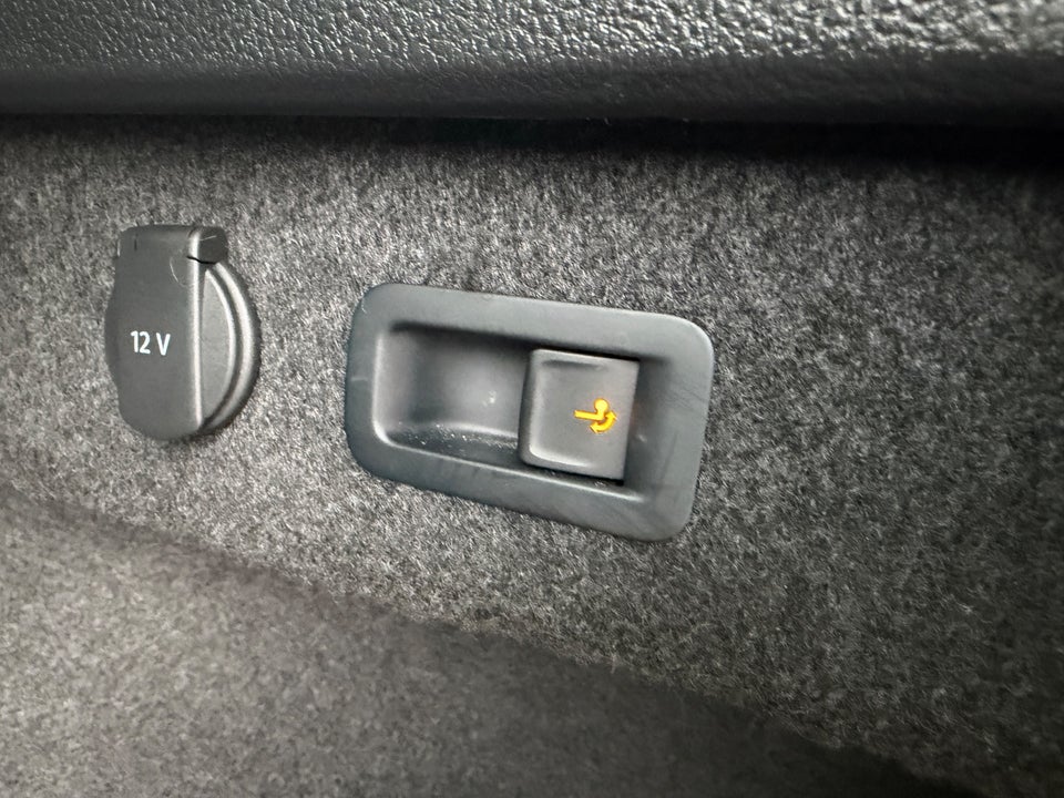 VW Passat 1,4 GTE High Variant DSG 5d