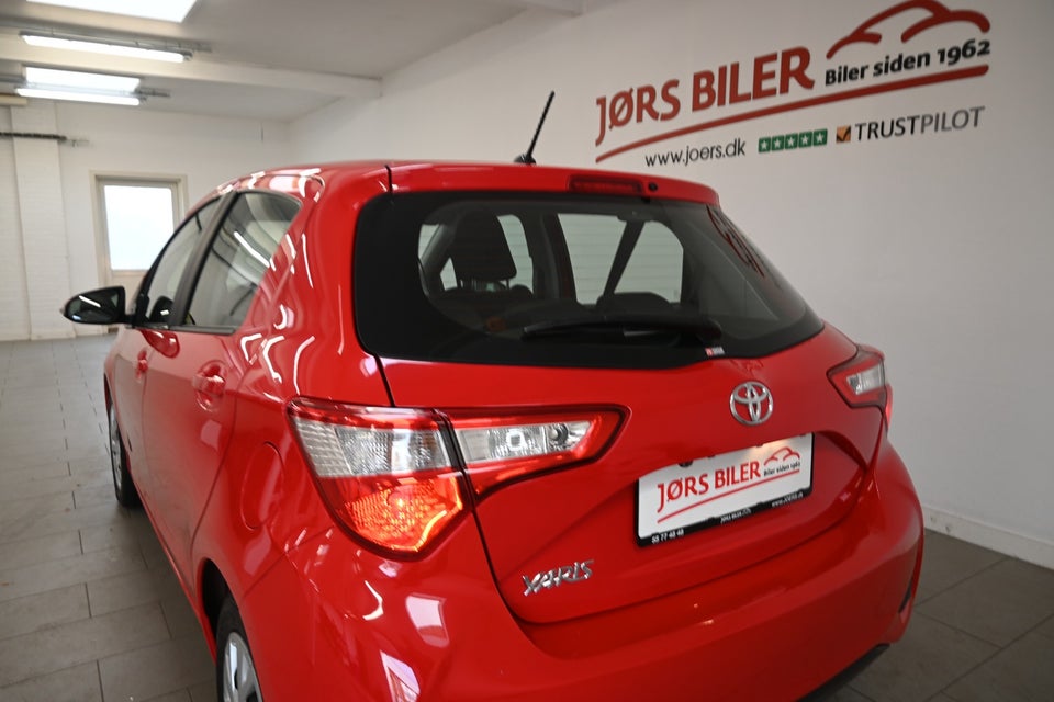 Toyota Yaris 1,0 VVT-i T2 5d