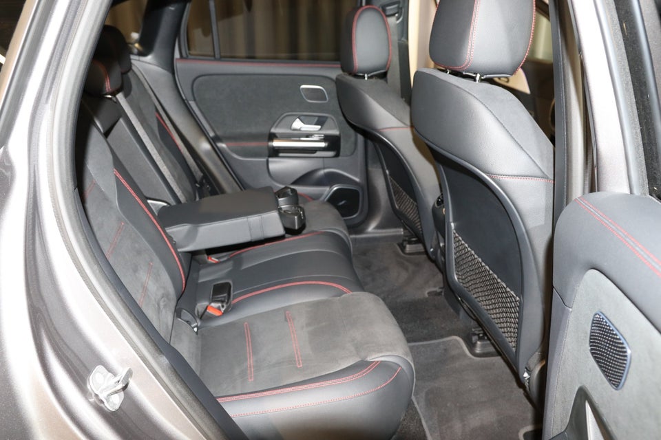 Mercedes EQA350 AMG Line Premium 4Matic 5d