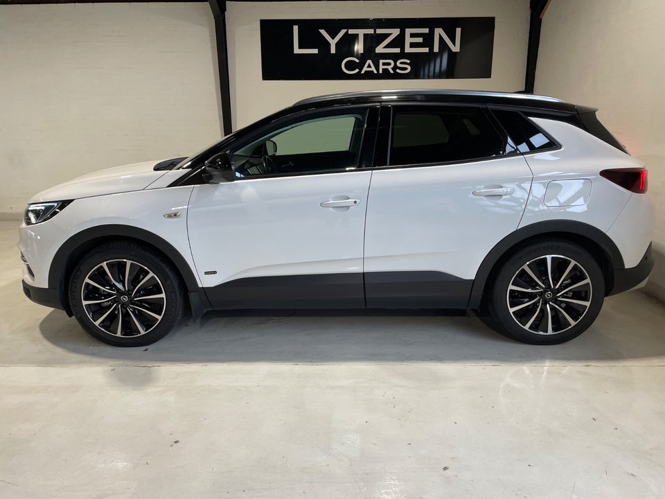 Opel Grandland X 1,6 Hybrid4 Ultimate aut. 5d