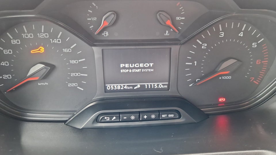 Peugeot Partner 1,5 BlueHDi 130 L1V1 Ultimate EAT8 Van