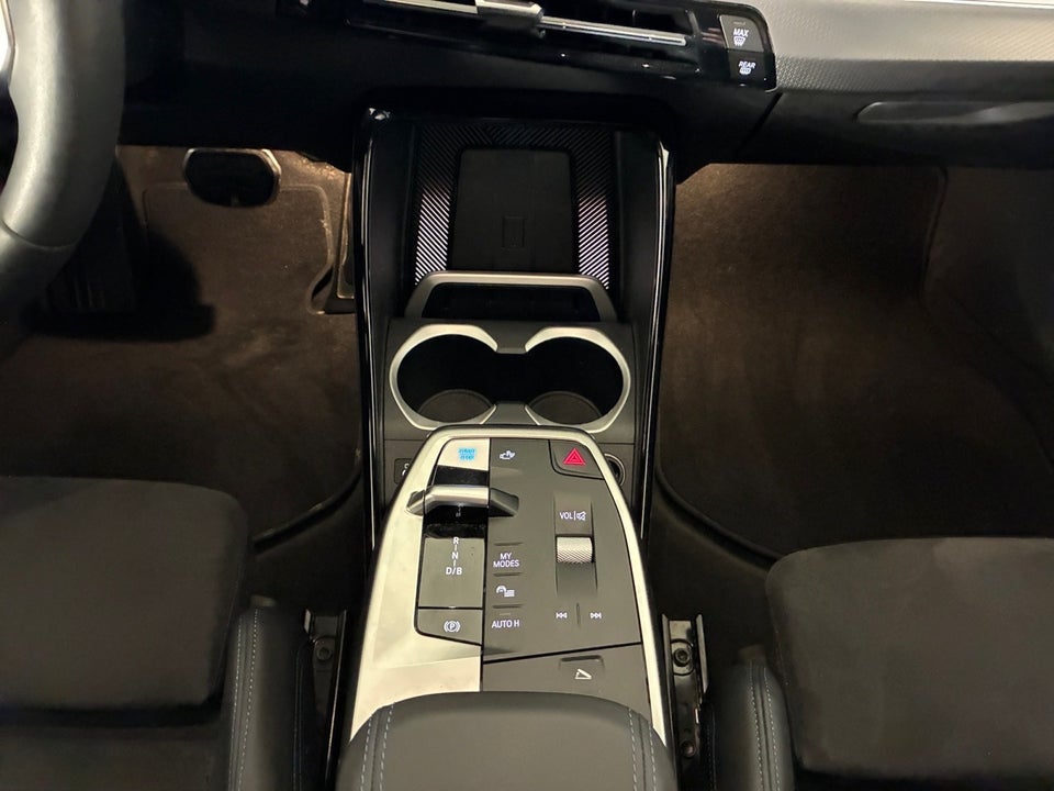 BMW iX2 eDrive20 M-Sport Premium 5d