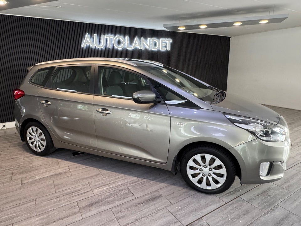Kia Carens 1,6 GDi Family 5d