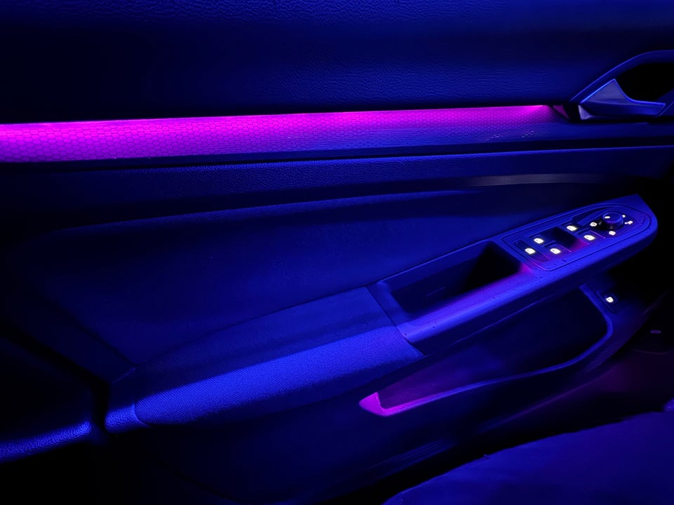 VW Golf VIII 1,4 GTE DSG 5d