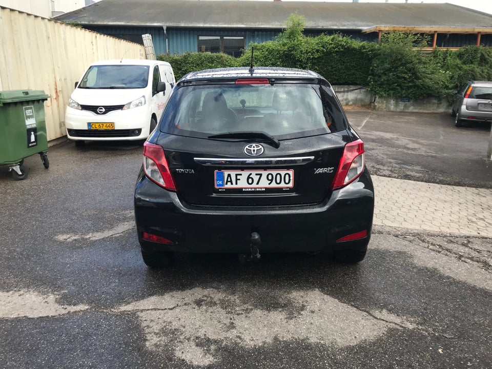 Toyota Yaris 1,0 VVT-i T2 Touch 5d