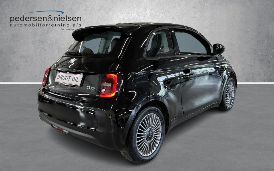 Fiat 500e 42 Icon 3d